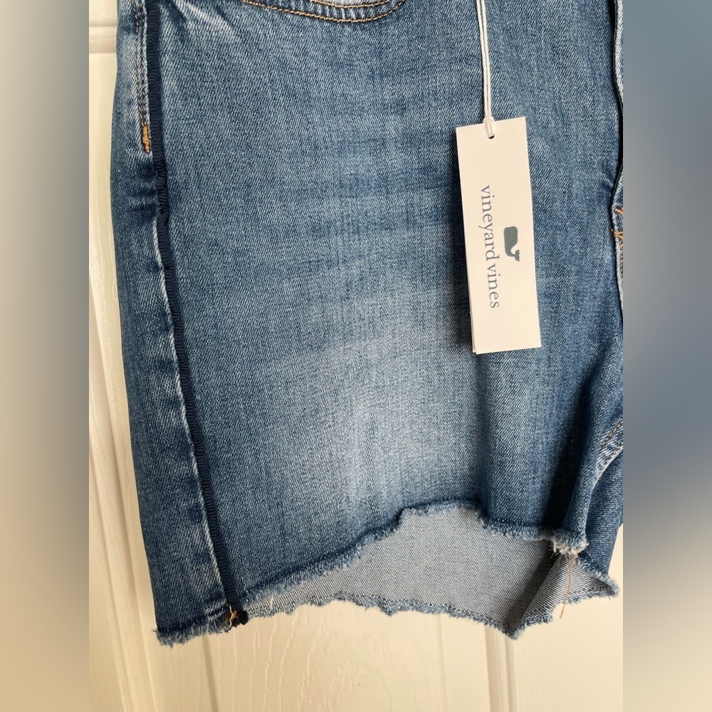 Vineyard Vines Jamie Seam Piping Denim Shorts Size 31 NWT Raw Hem High Rise - Picture 3 of 10